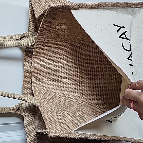 Hello Vacay Beach Bag and NWT Hello Weekend Leather Coozie - Picture 10 of 10